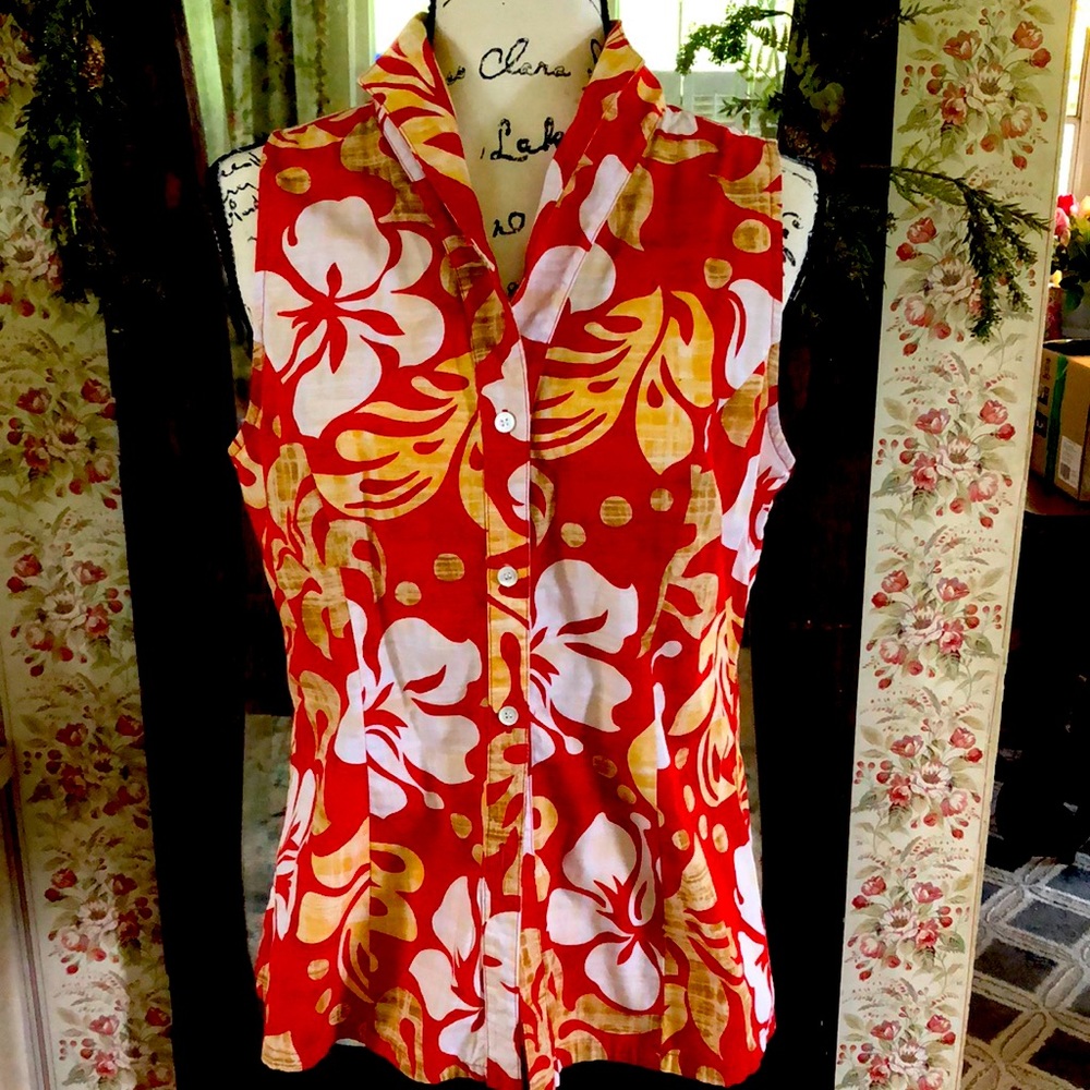 Sleeveless cotton tropical shirt